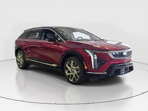 2025 Cadillac OPTIQ Luxury 1 AWD