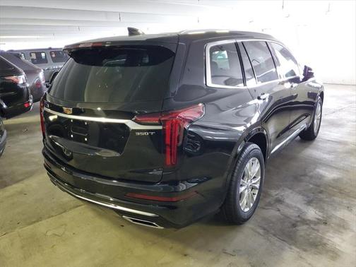 2025 Cadillac XT6 Luxury FWD
