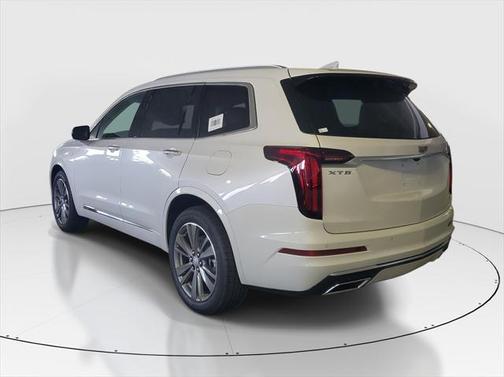 2025 Cadillac XT6 Premium Luxury FWD