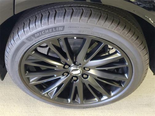 2025 Cadillac LYRIQ Sport