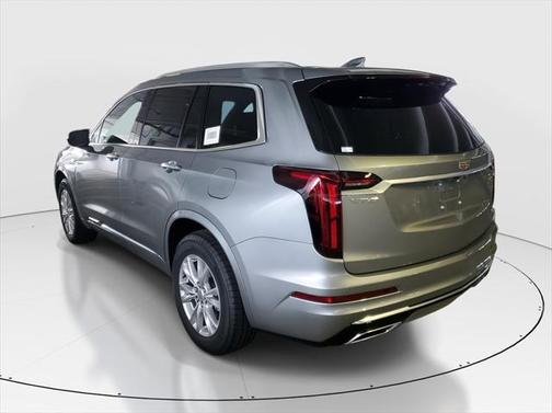 2025 Cadillac XT6 Luxury FWD