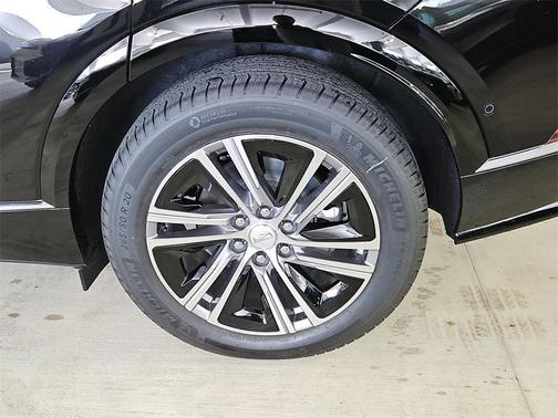 2025 Cadillac LYRIQ Luxury