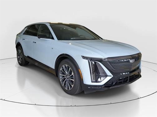 2025 Cadillac LYRIQ Sport