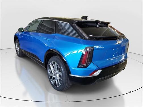 2025 Cadillac OPTIQ Luxury 1 AWD