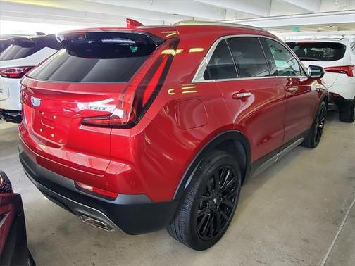 2022 Cadillac XT4 Premium Luxury