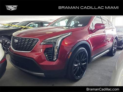 2022 Cadillac XT4 Premium Luxury