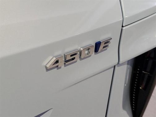2025 Cadillac LYRIQ Sport