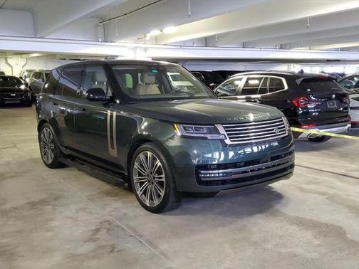 2025 Land Rover Range Rover P530 SE