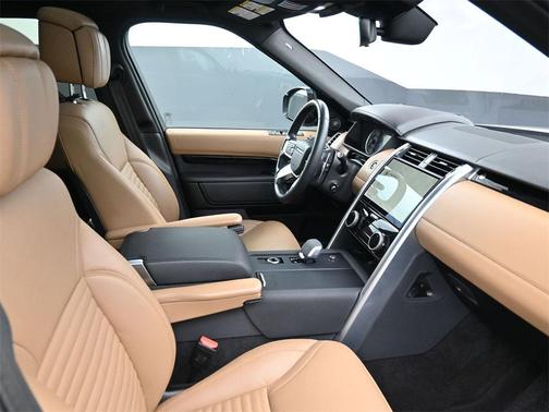2023 Land Rover Discovery P360 S R-Dynamic