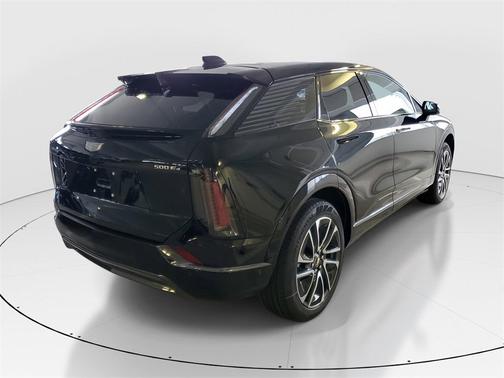 2025 Cadillac OPTIQ Sport 2 AWD