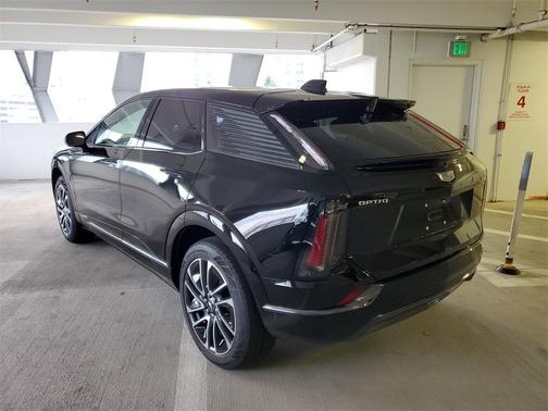 2025 Cadillac OPTIQ Sport 2 AWD