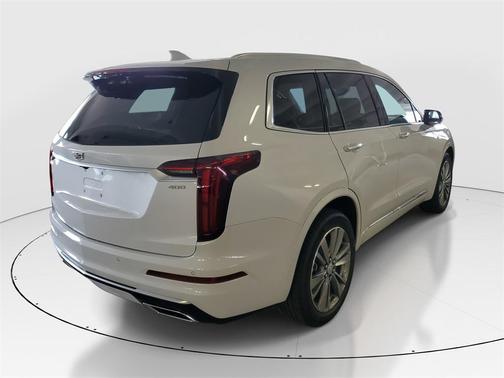 2025 Cadillac XT6 Premium Luxury FWD