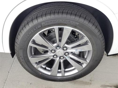 2025 Cadillac XT6 Premium Luxury FWD