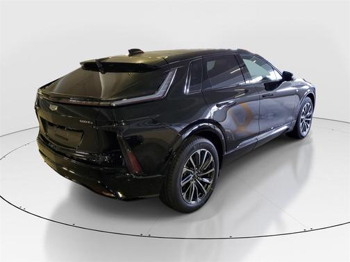 2025 Cadillac LYRIQ Sport