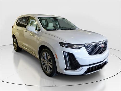 2025 Cadillac XT6 Premium Luxury FWD