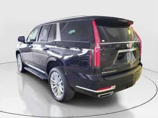 2025 Cadillac Escalade Luxury