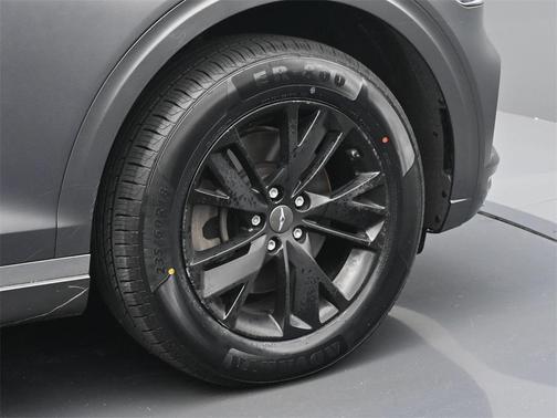 2022 Genesis GV70 2.5T AWD