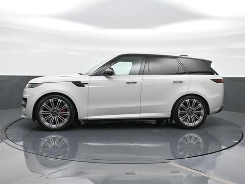 2024 Land Rover Range Rover Sport SE