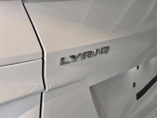 2025 Cadillac LYRIQ Sport