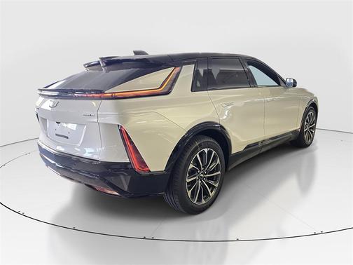 2025 Cadillac LYRIQ Sport