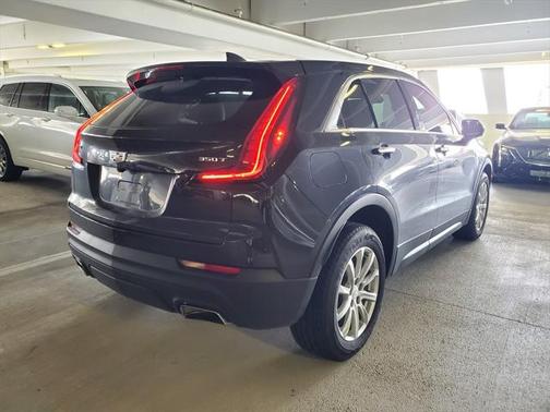 2022 Cadillac XT4 Luxury
