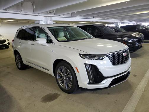 2025 Cadillac XT6 Premium Luxury FWD