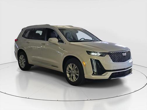 2025 Cadillac XT6 Luxury FWD