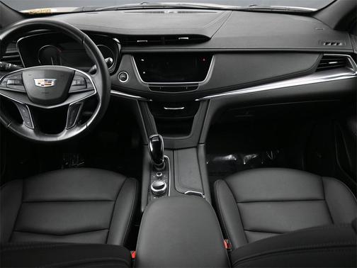 2023 Cadillac XT5 Luxury