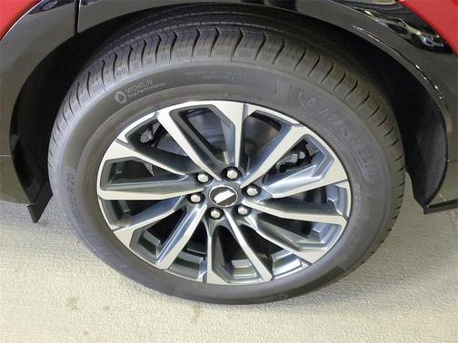 2026 Cadillac LYRIQ Sport