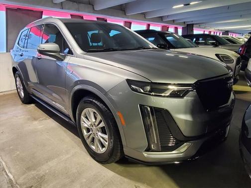 2023 Cadillac XT6 Luxury FWD