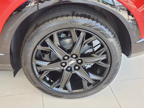 2025 Cadillac OPTIQ Sport