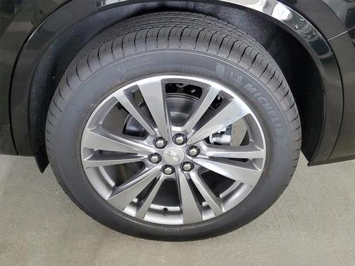 2025 Cadillac XT6 Premium Luxury FWD