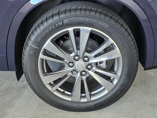 2025 Cadillac XT6 Premium Luxury FWD