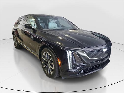 2025 Cadillac LYRIQ Sport