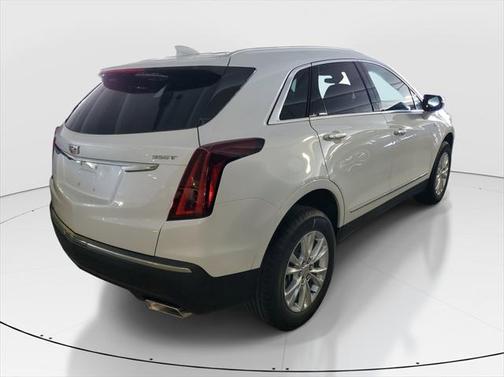 2025 Cadillac XT5 Luxury