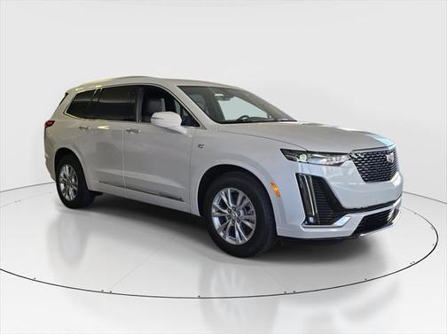 2025 Cadillac XT6 Luxury FWD