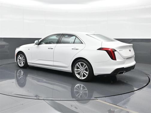 2023 Cadillac CT4 Luxury