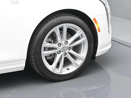 2023 Cadillac CT4 Luxury