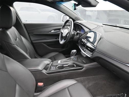 2023 Cadillac CT4 Luxury