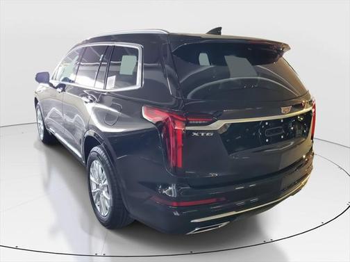 2025 Cadillac XT6 Luxury FWD