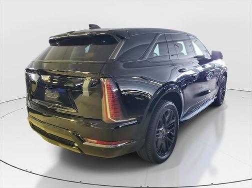 2025 Cadillac Escalade IQ Sport 2