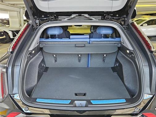 2025 Cadillac OPTIQ Sport 2 AWD