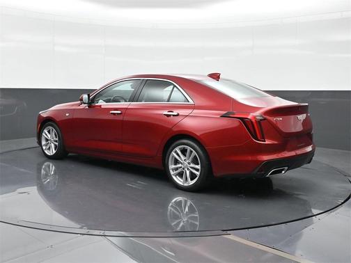 2024 Cadillac CT4 Luxury
