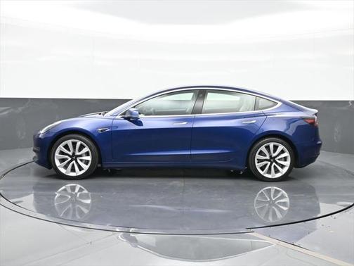 2019 Tesla Model 3 Standard Range Plus