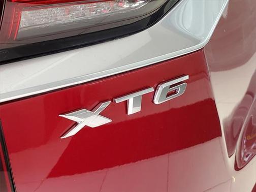 2025 Cadillac XT6 Luxury AWD