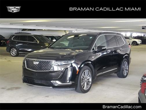 2022 Cadillac XT6 Premium Luxury FWD