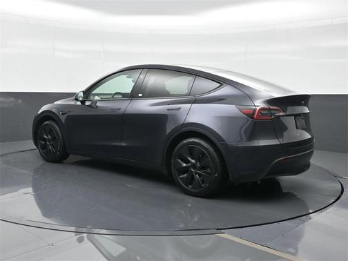 2024 Tesla Model Y Long Range Dual Motor All-Wheel Drive