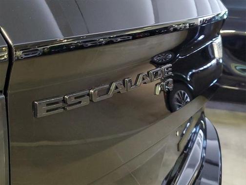 2025 Cadillac Escalade IQ Sport 1