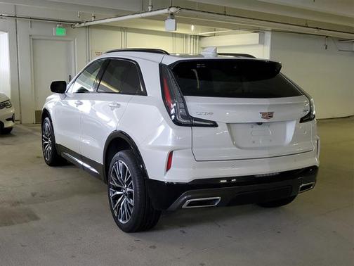 2024 Cadillac XT4 Sport