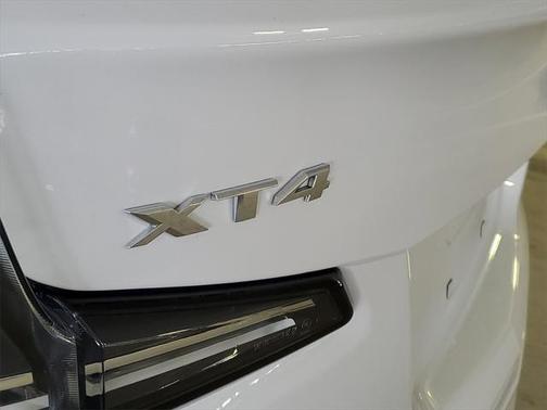 2024 Cadillac XT4 Sport
